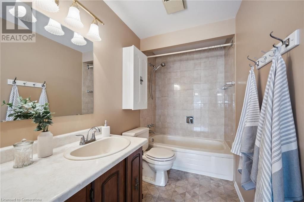 1 - 224 KINGSWOOD DRIVE Image 28