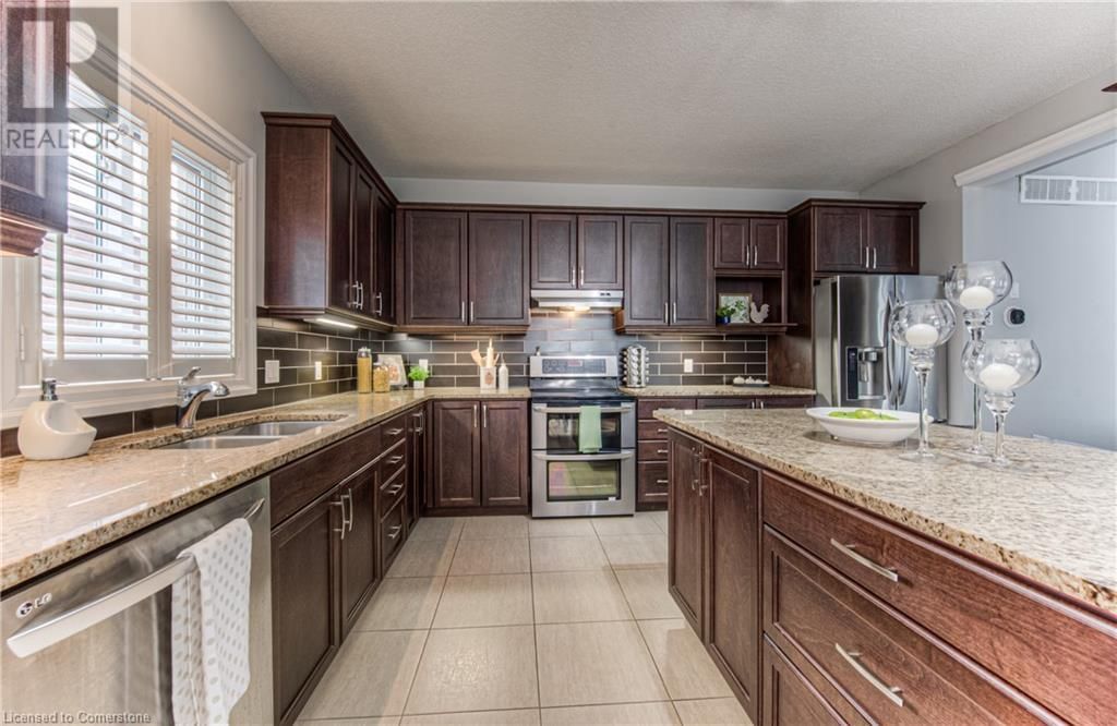 140 MAPLE BUSH DRIVE Image 15