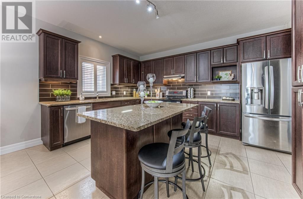 140 MAPLE BUSH DRIVE Image 17