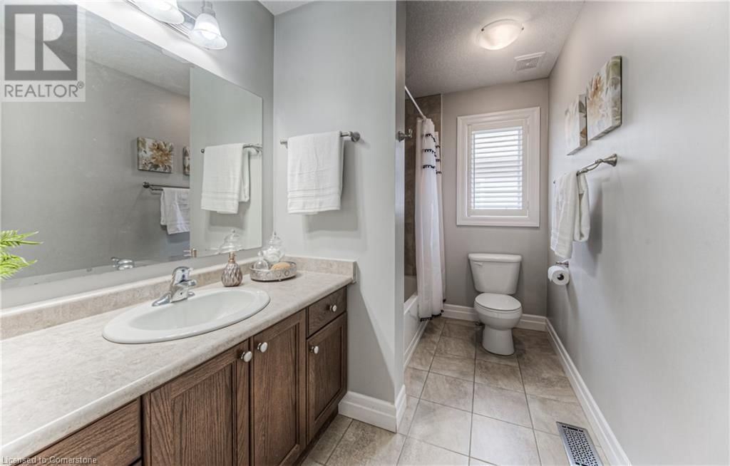 140 MAPLE BUSH DRIVE Image 35
