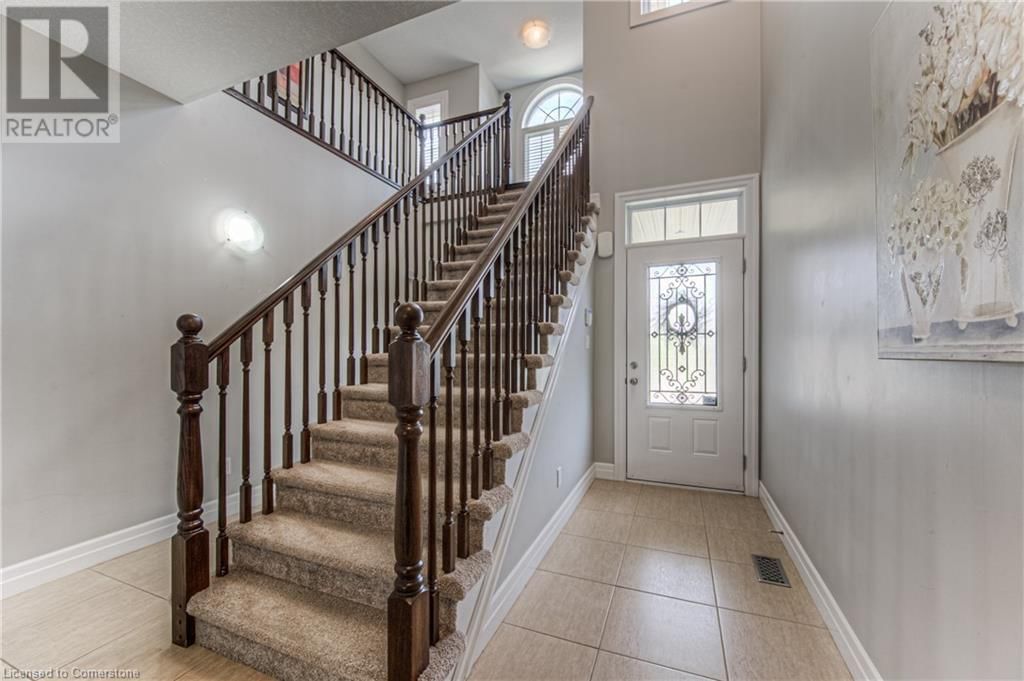 140 MAPLE BUSH DRIVE Image 4