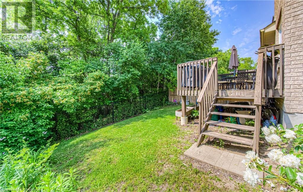 140 MAPLE BUSH DRIVE Image 40