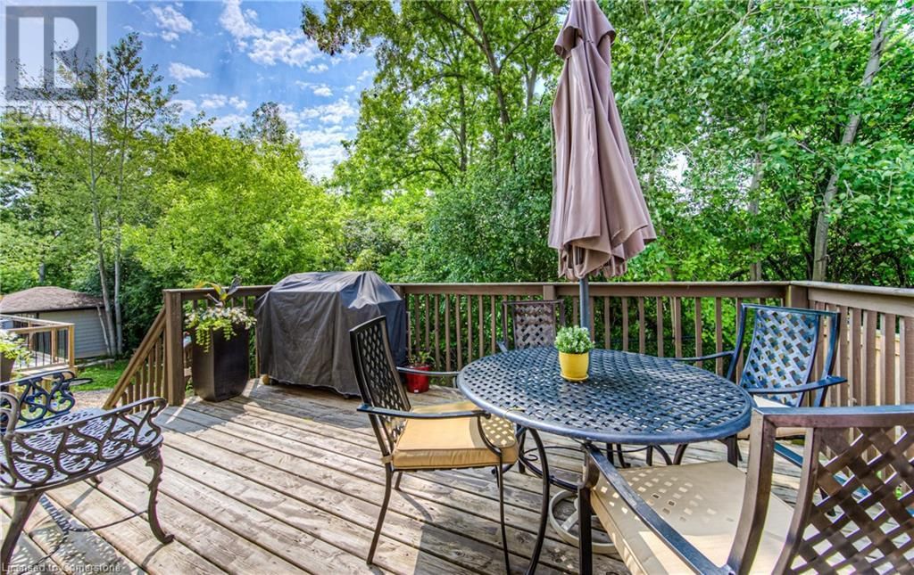 140 MAPLE BUSH DRIVE Image 44