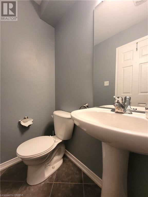 91 ENGLISH LANE Image 11