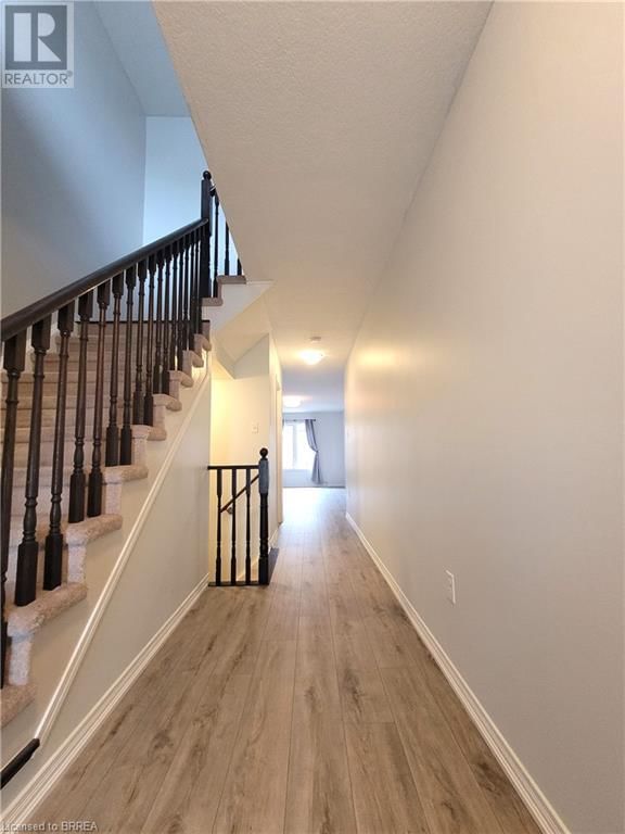 91 ENGLISH LANE Image 3
