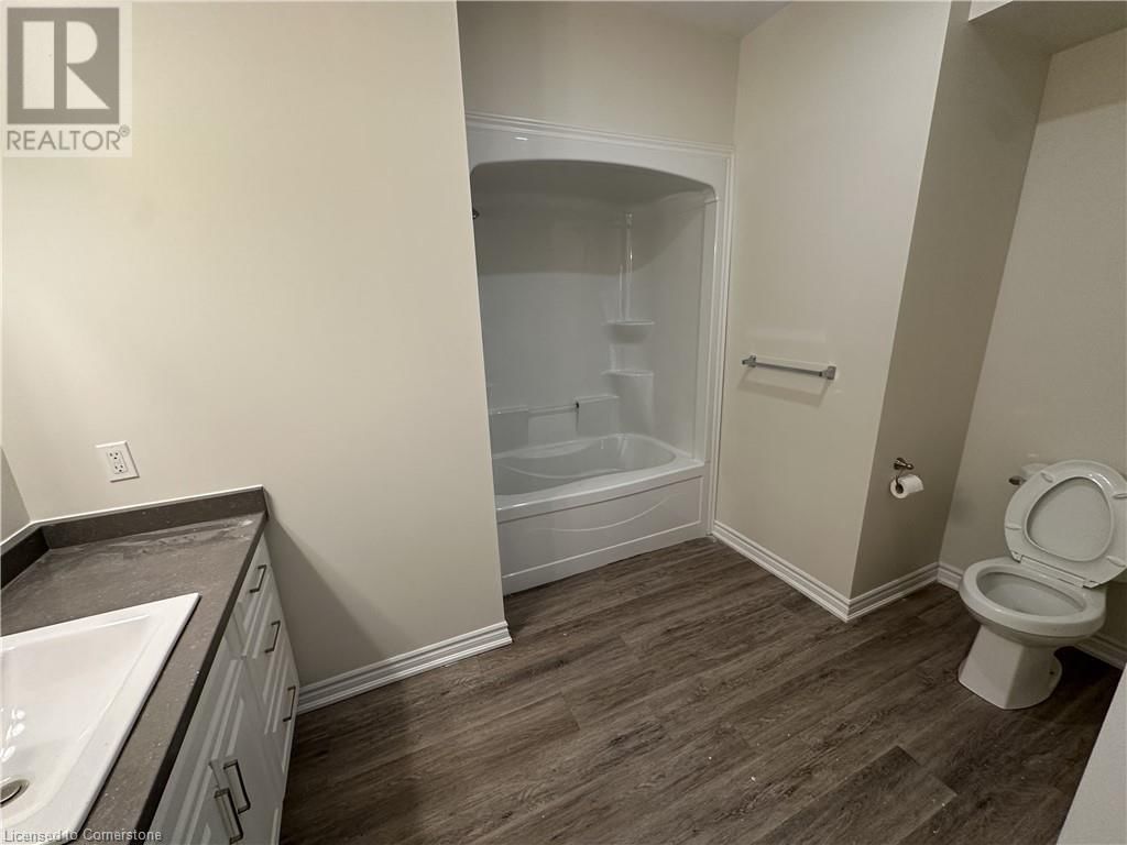 248 PORT COLBORNE DRIVE Image 11