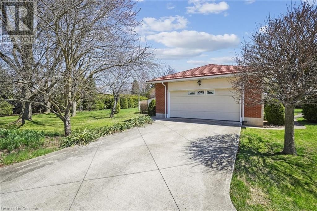 1 WESTVIEW CRESCENT Image 4