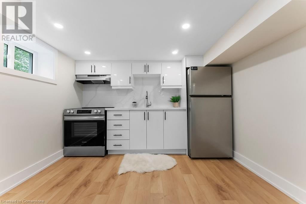 272 EAST 15TH STREET Image 28