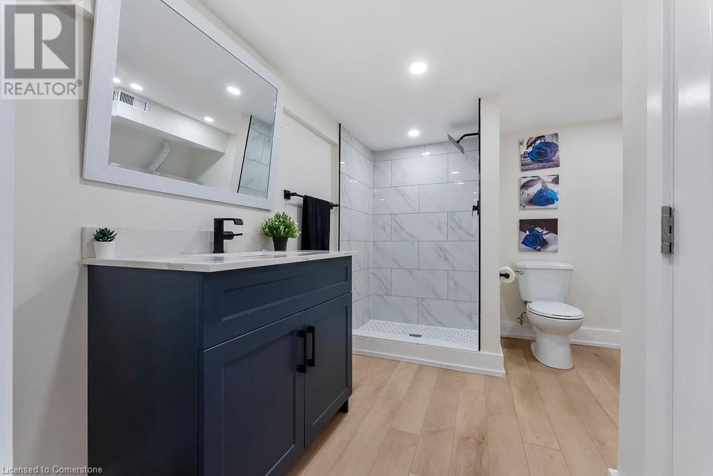 272 EAST 15TH STREET Image 33