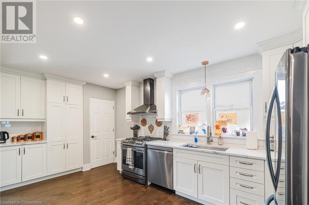 1057 CLARE AVENUE Image 14