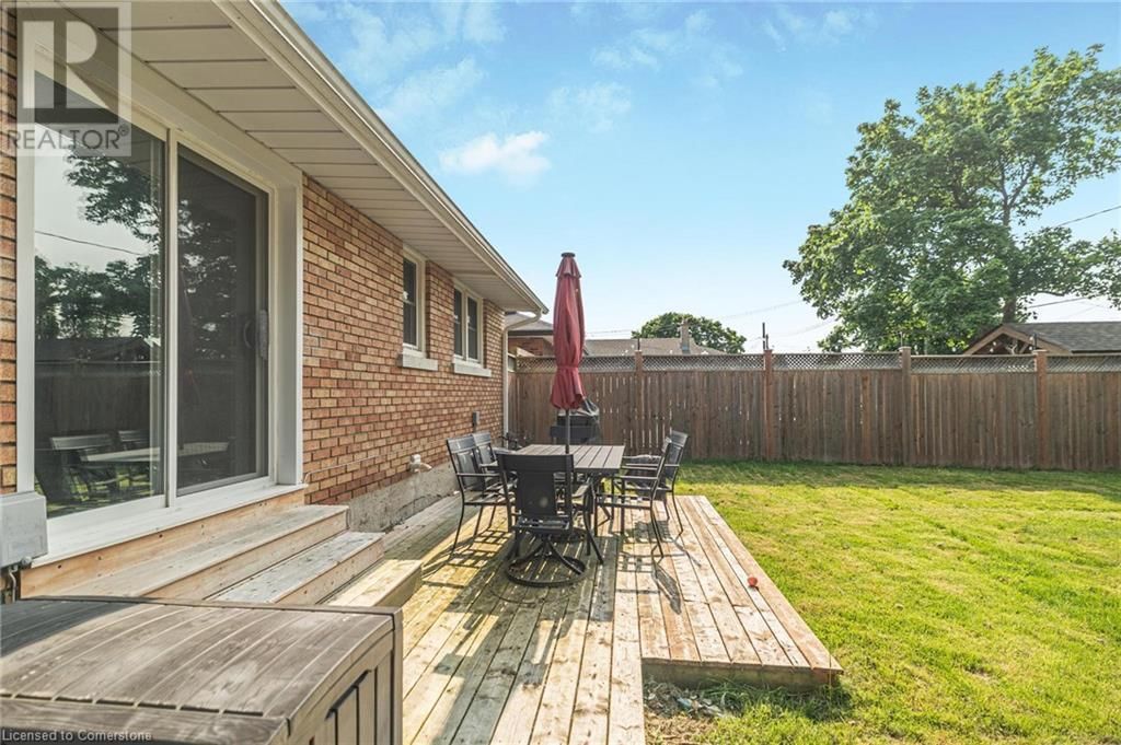 1057 CLARE AVENUE Image 25