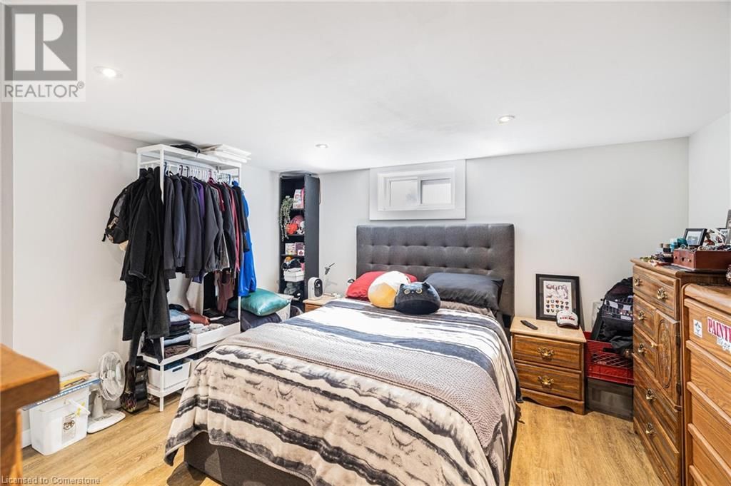 1057 CLARE AVENUE Image 8