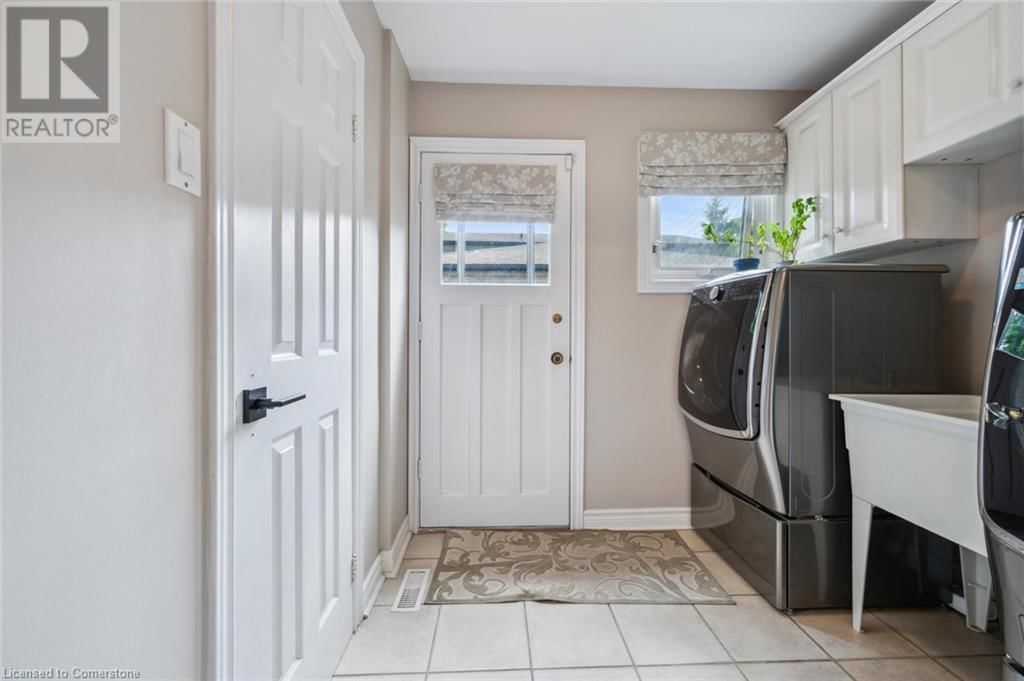 2525 WOBURN CRESCENT Image 20