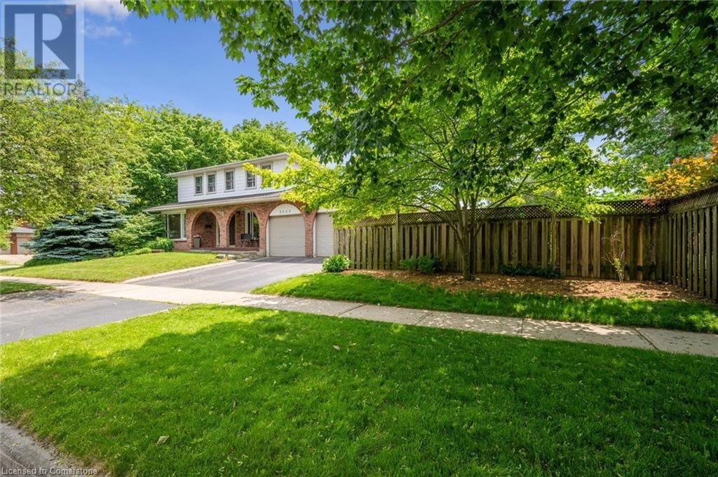2525 WOBURN CRESCENT Image 40