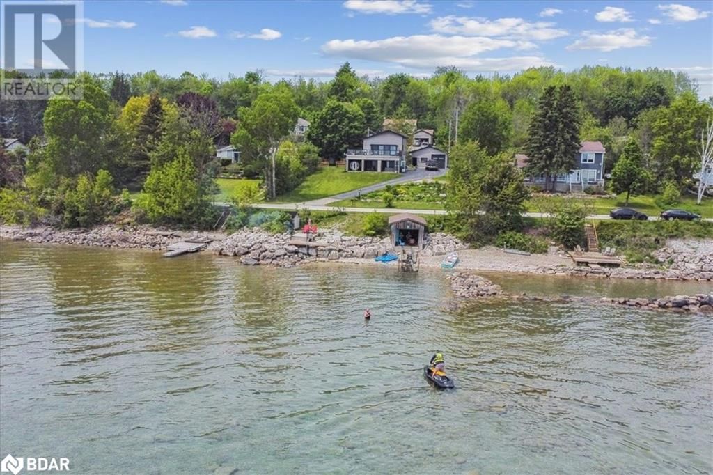 339520 PRESQU'ILE ROAD Image 1