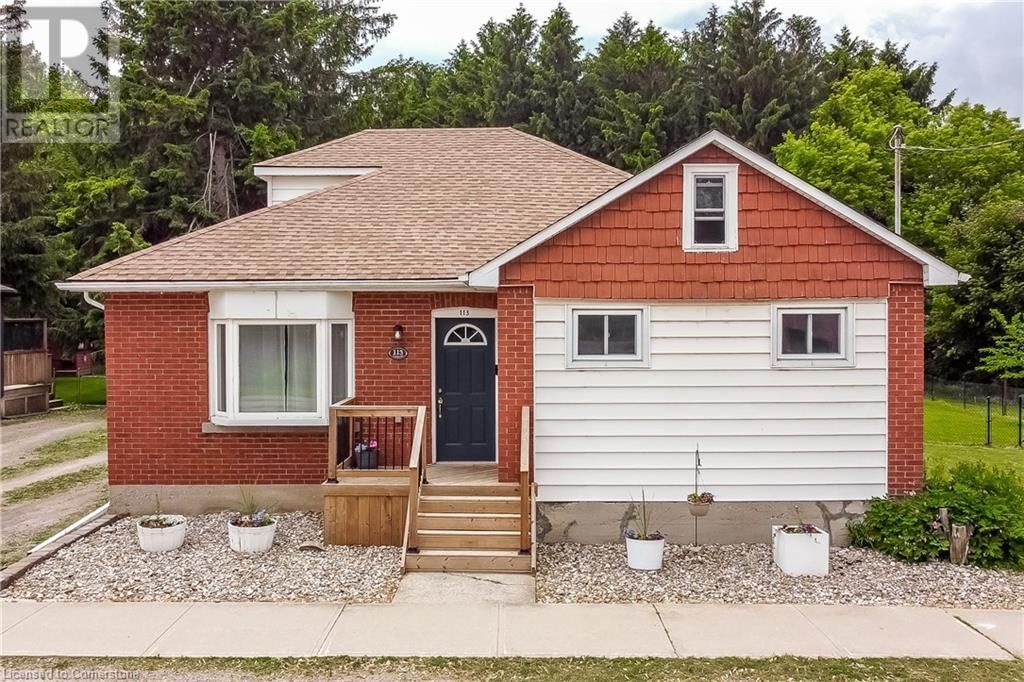 113 LYNDEN ROAD Image 1