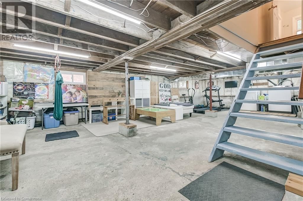 113 LYNDEN ROAD Image 23