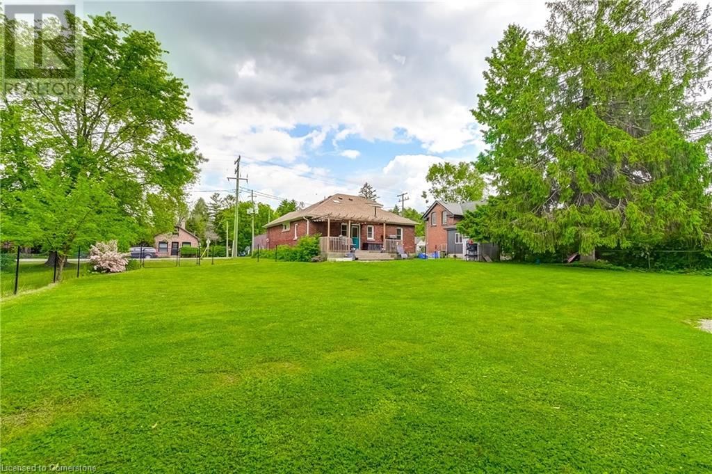 113 LYNDEN ROAD Image 27