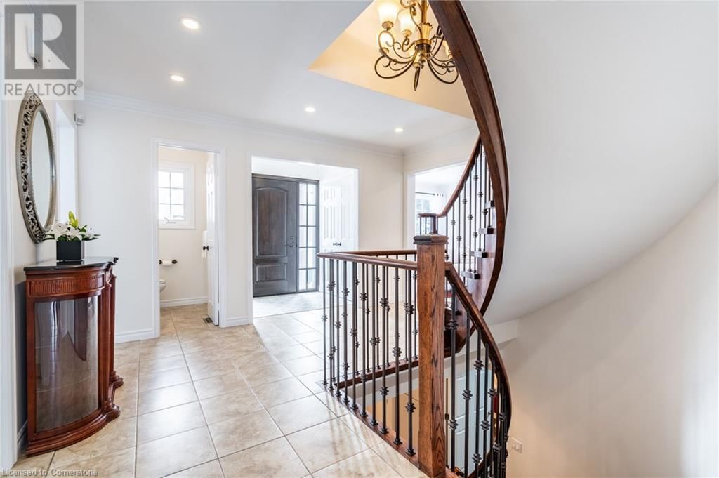 2049 COUNTRY CLUB DRIVE Image 15