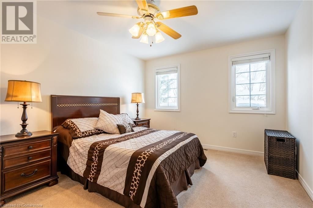 2049 COUNTRY CLUB DRIVE Image 32