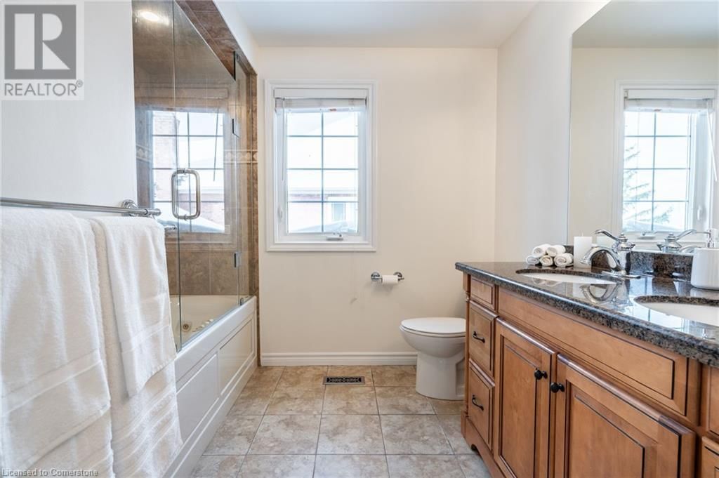 2049 COUNTRY CLUB DRIVE Image 34