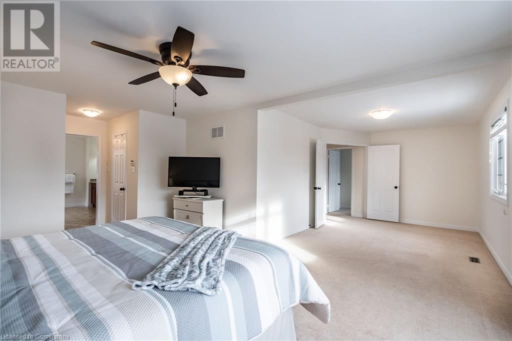 2049 COUNTRY CLUB DRIVE Image 37