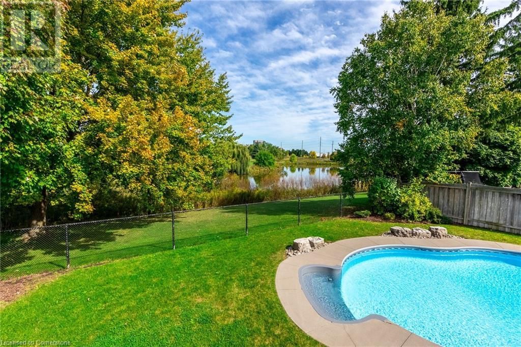 2049 COUNTRY CLUB DRIVE Image 9