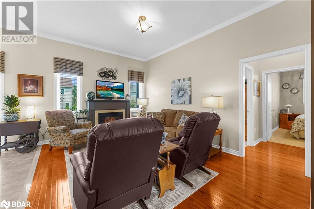 40 COLLIER CRESCENT Image 15