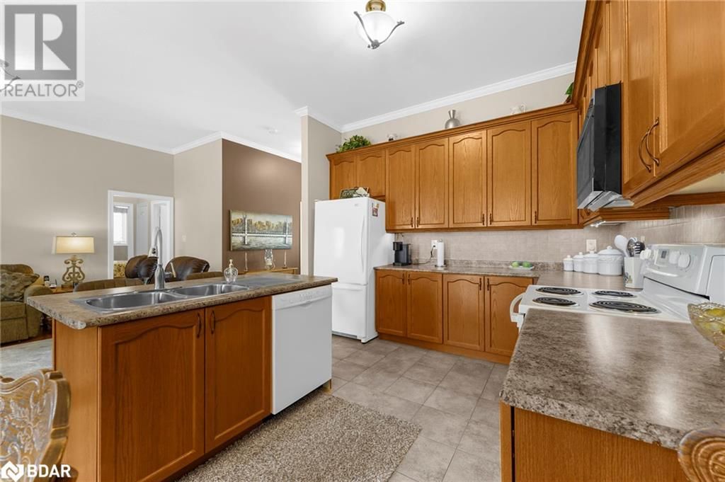 40 COLLIER CRESCENT Image 20