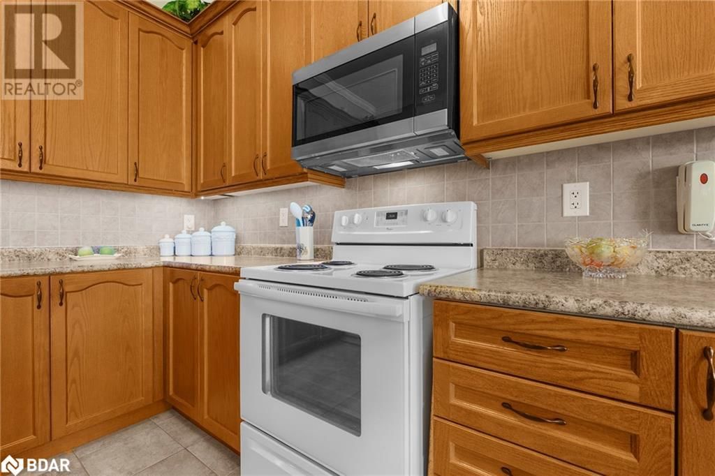 40 COLLIER CRESCENT Image 22