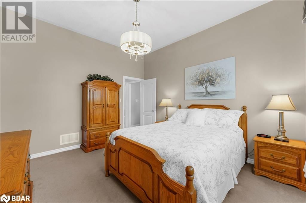 40 COLLIER CRESCENT Image 28