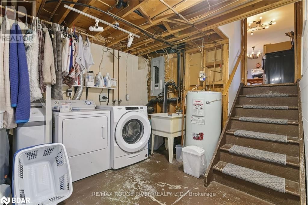 19 EDWARDS DRIVE Image 26