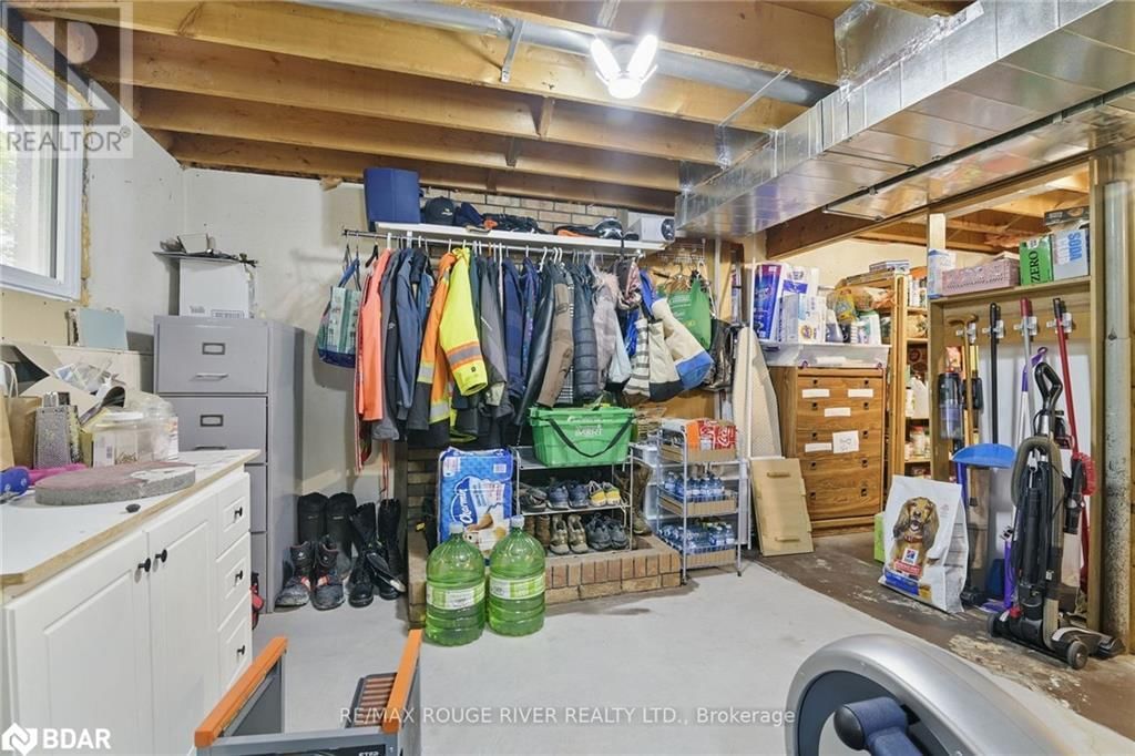 19 EDWARDS DRIVE Image 28