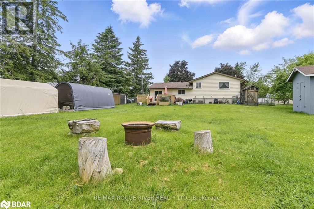 19 EDWARDS DRIVE Image 34