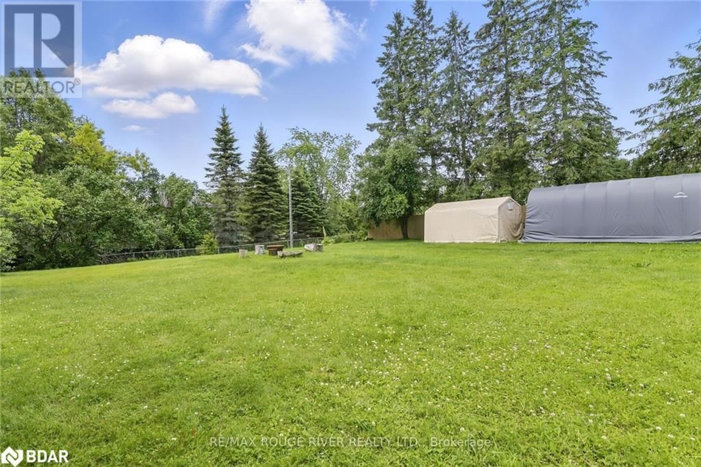 19 EDWARDS DRIVE Image 35