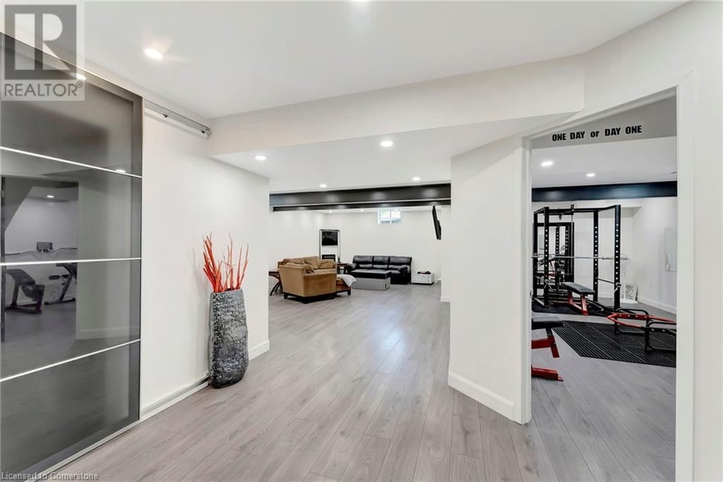 349 VALRIDGE DRIVE Image 26