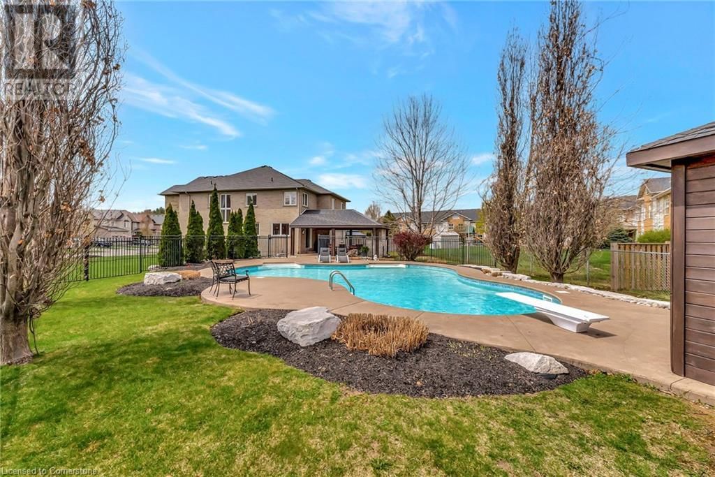 349 VALRIDGE DRIVE Image 36