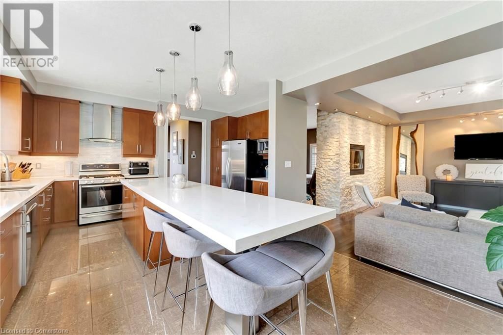 349 VALRIDGE DRIVE Image 8