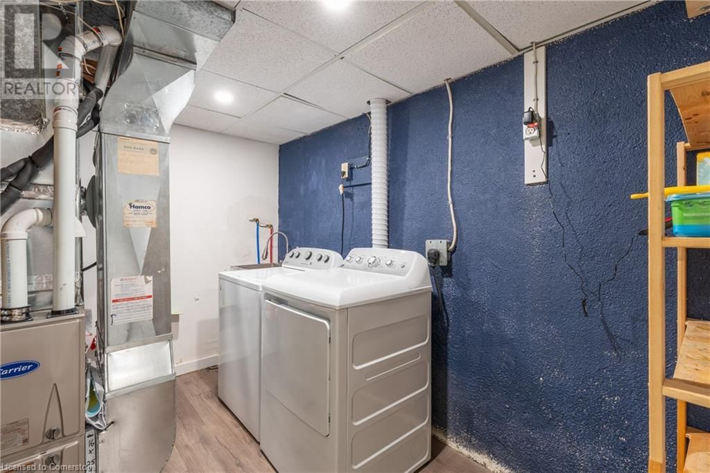 68 GLEDHILL CRESCENT Image 38