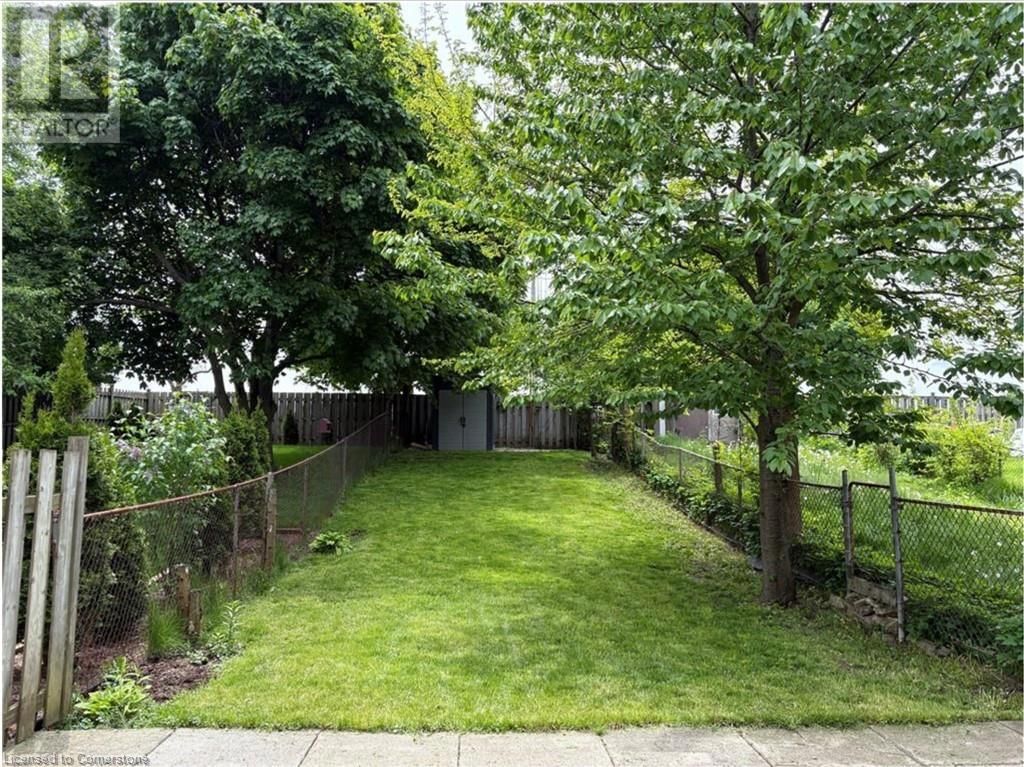 68 GLEDHILL CRESCENT Image 39