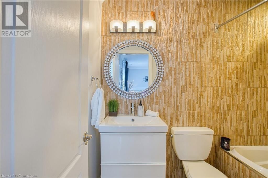 3263 GUYATT ROAD Image 30