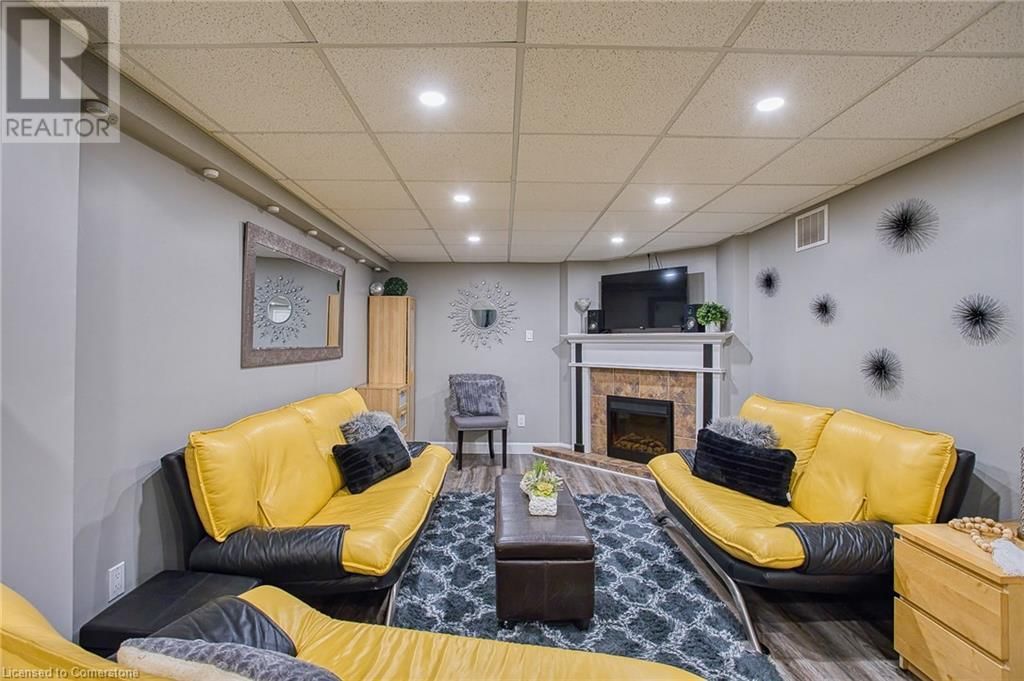 3263 GUYATT ROAD Image 41