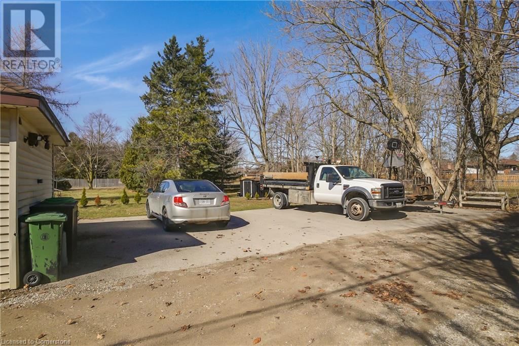 17 SHAW AVENUE WEST Image 26