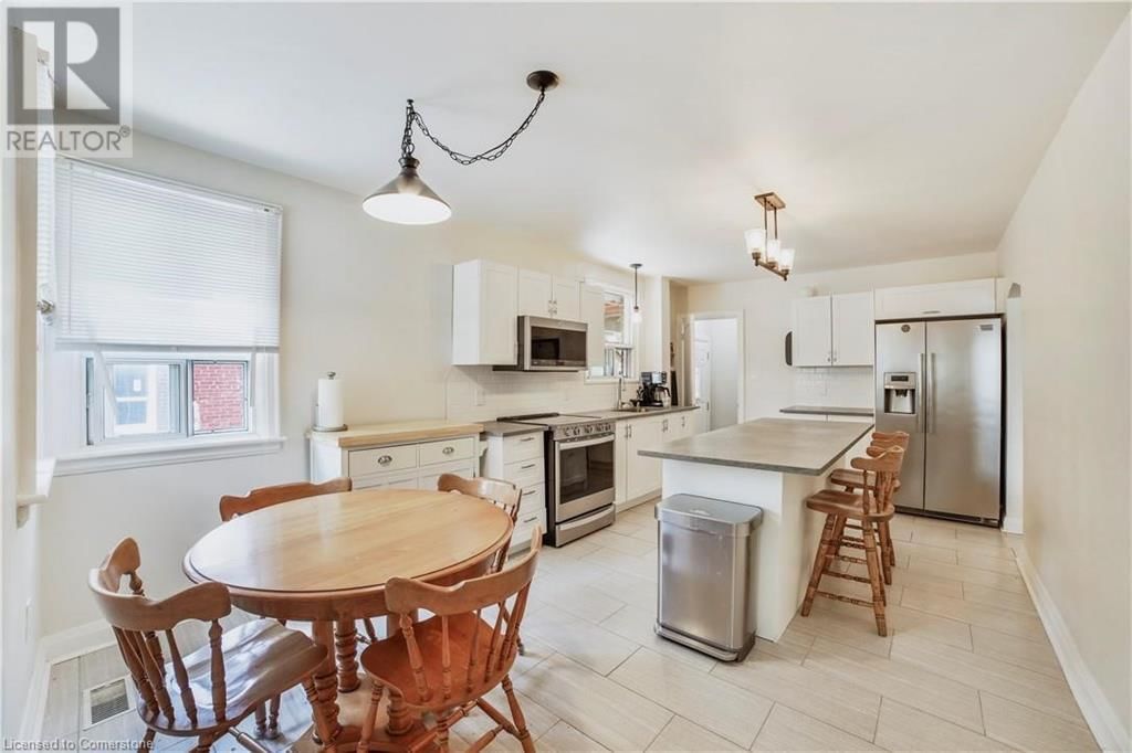 96 EAST 21ST STREET Image 10
