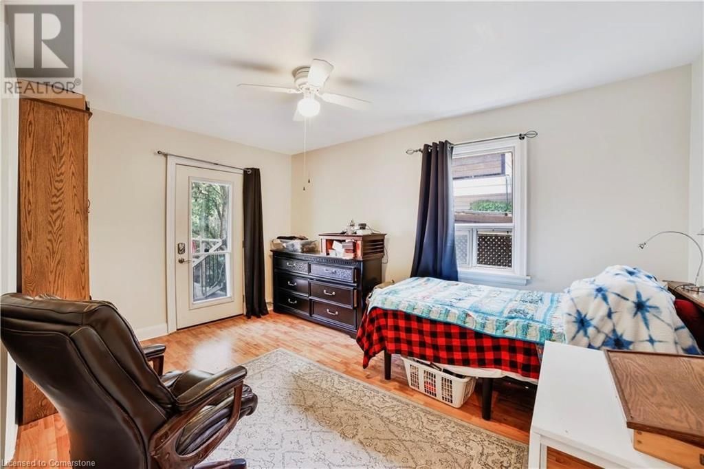 96 EAST 21ST STREET Image 17