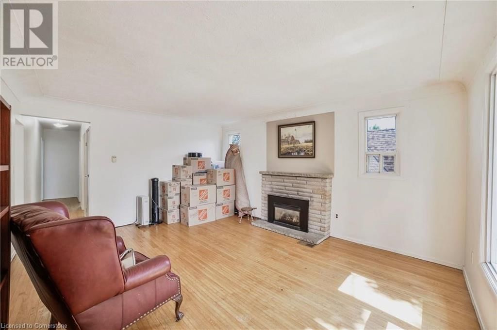 96 EAST 21ST STREET Image 21
