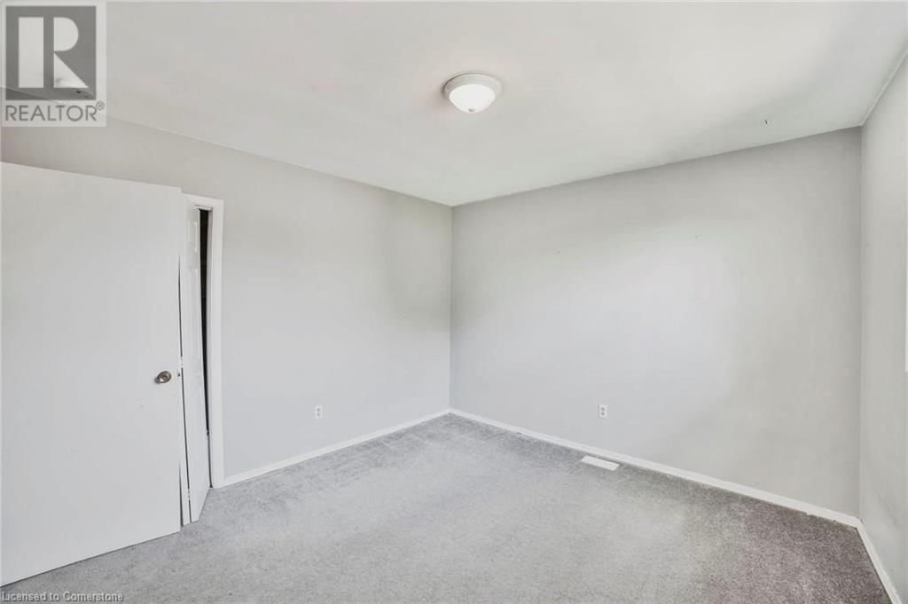 96 EAST 21ST STREET Image 23