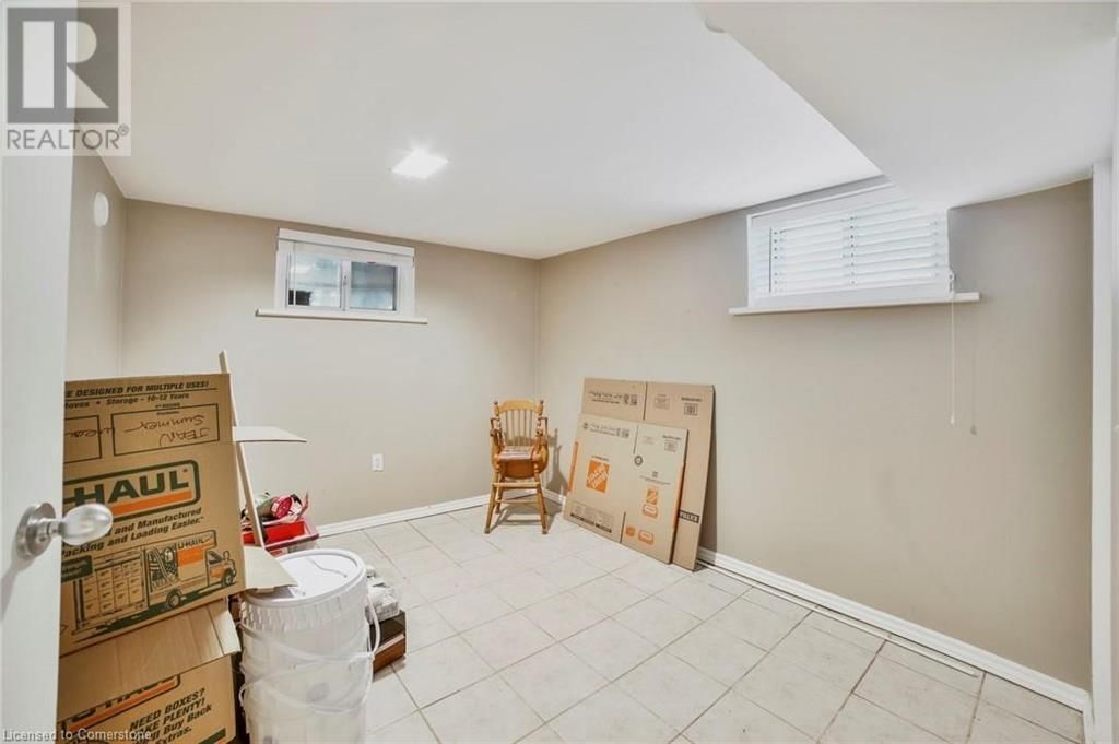 96 EAST 21ST STREET Image 24
