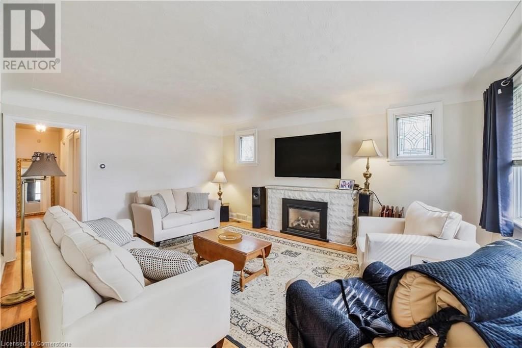96 EAST 21ST STREET Image 8