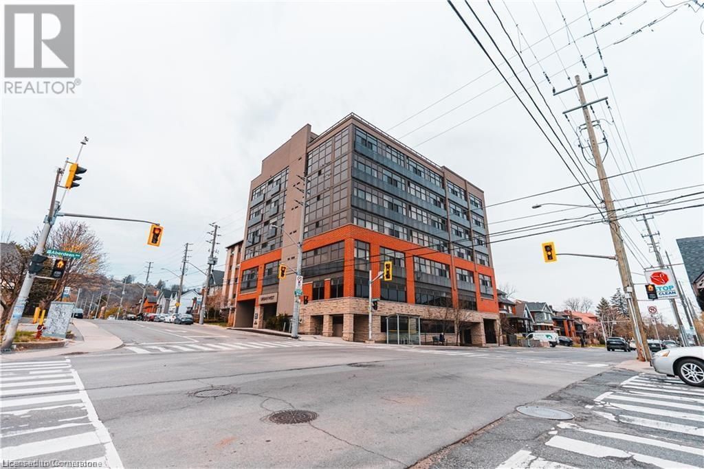102 - 427 ABERDEEN AVENUE Image 1